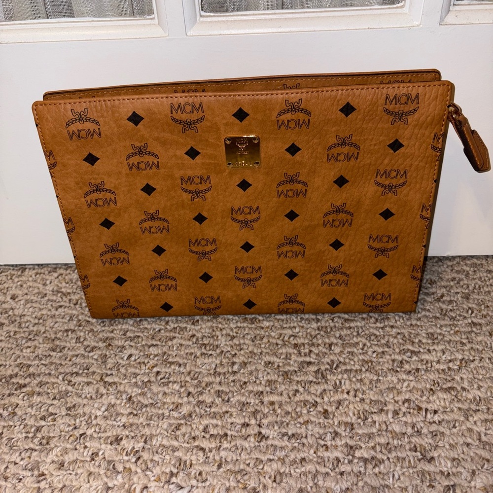 MCM Brown Clutch